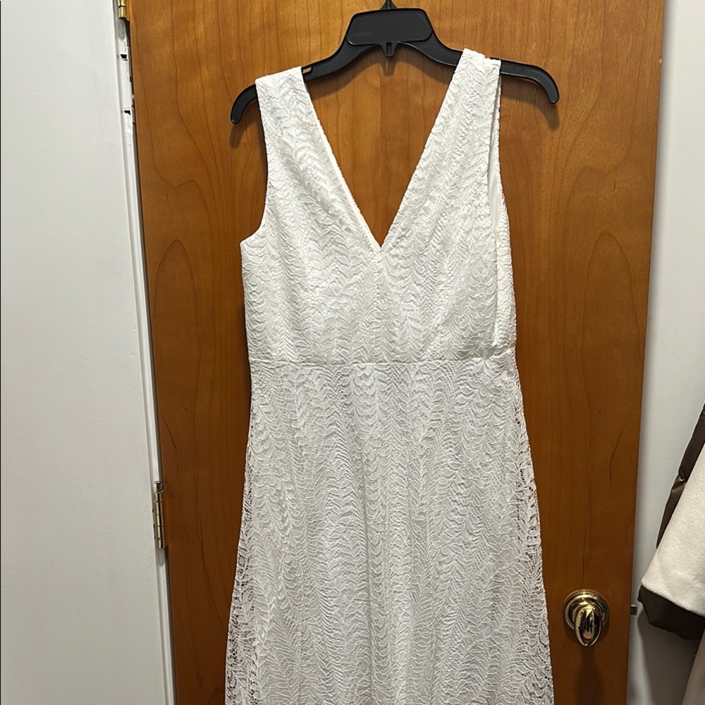 Elegant White Lace Dress